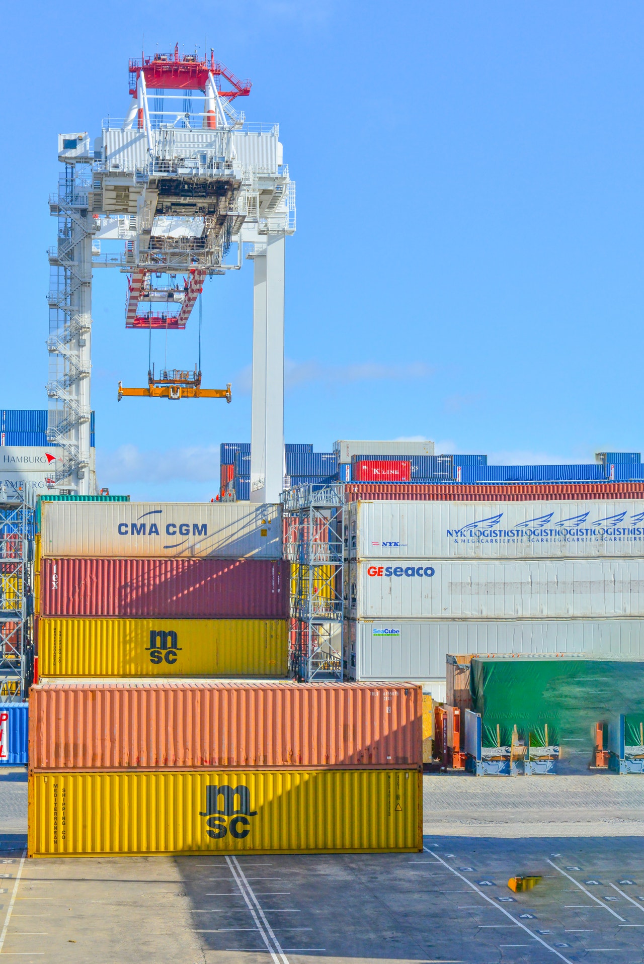 Global Industrial helps save on equipment and industrial supplies